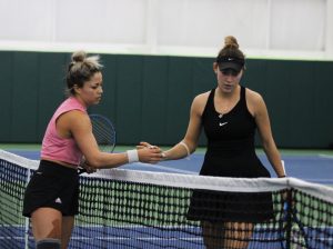 Renata Zarazua congratulating Katarina Jokic after Jokic upset the top-seed in three sets